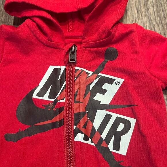 Nike Air Jordan Baby 3M Onesie - Picture 3 of 5
